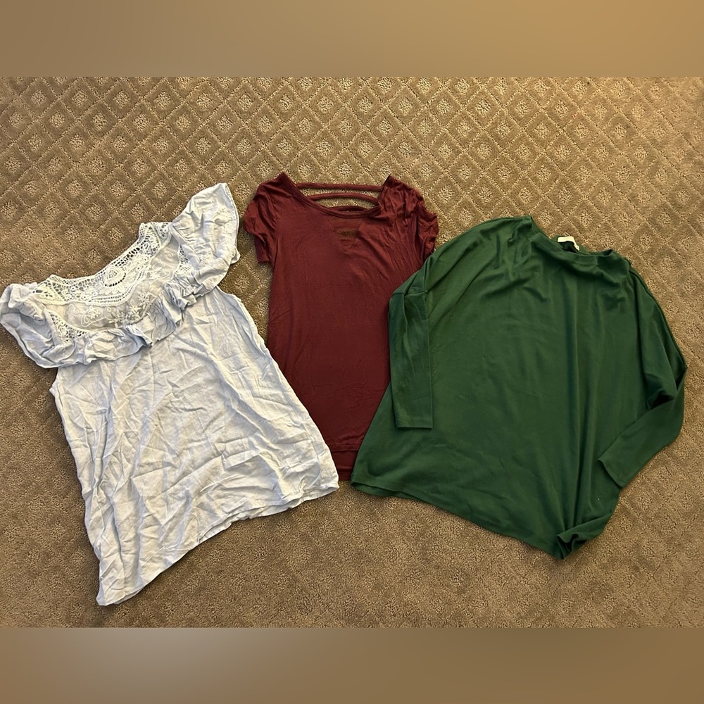 Women’s lot of size S Tops, Shirts & Blouses mixed
Brands